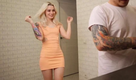 Москвич изменил жене с ее красивой подругой, когда та неожиданно в гости зашла!